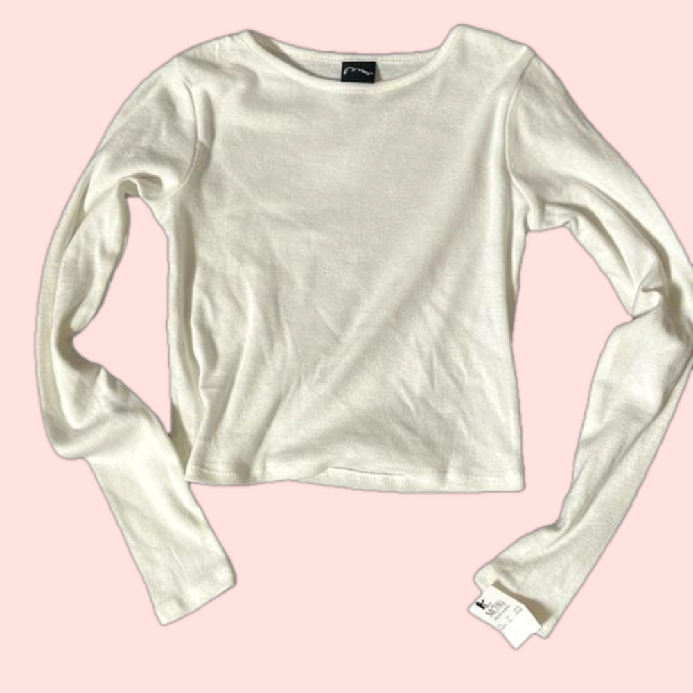 Lost in the š„ NWT Art Class Girls Long Sleeved 100% Cotton Tee - Picture 1 of 4